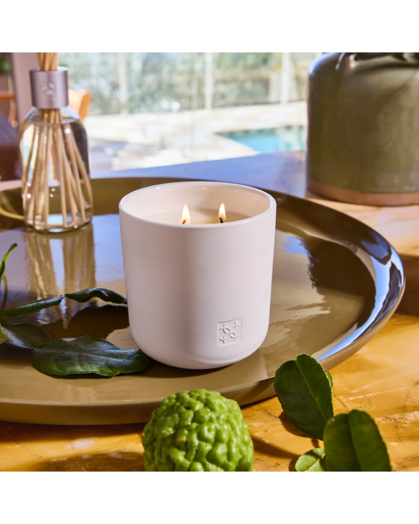 Circa Energise Eucalyptus & Bergamot Soy Candle 300g