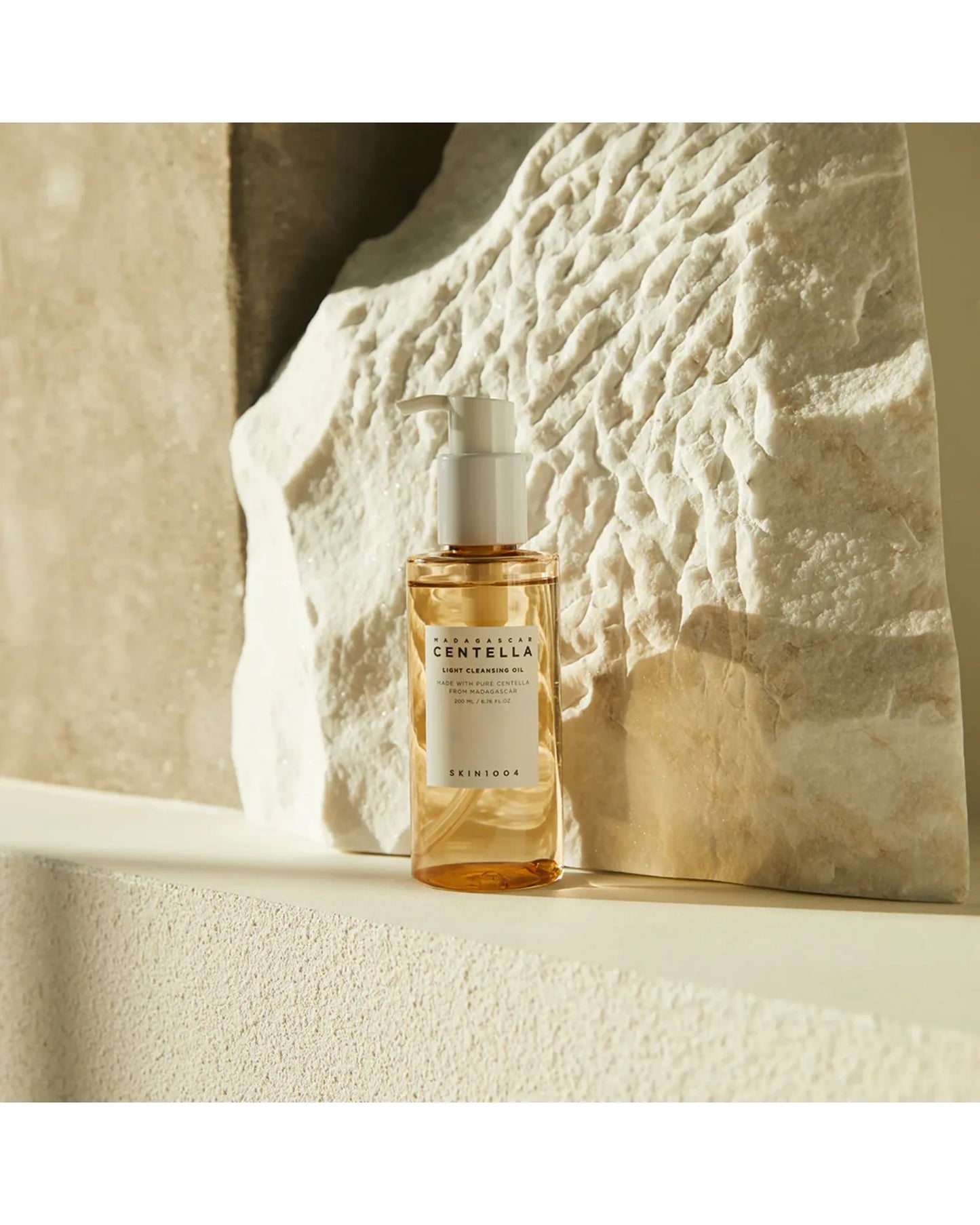 Skin1004 Madagascar Centella Light Cleansing Oil 200ml