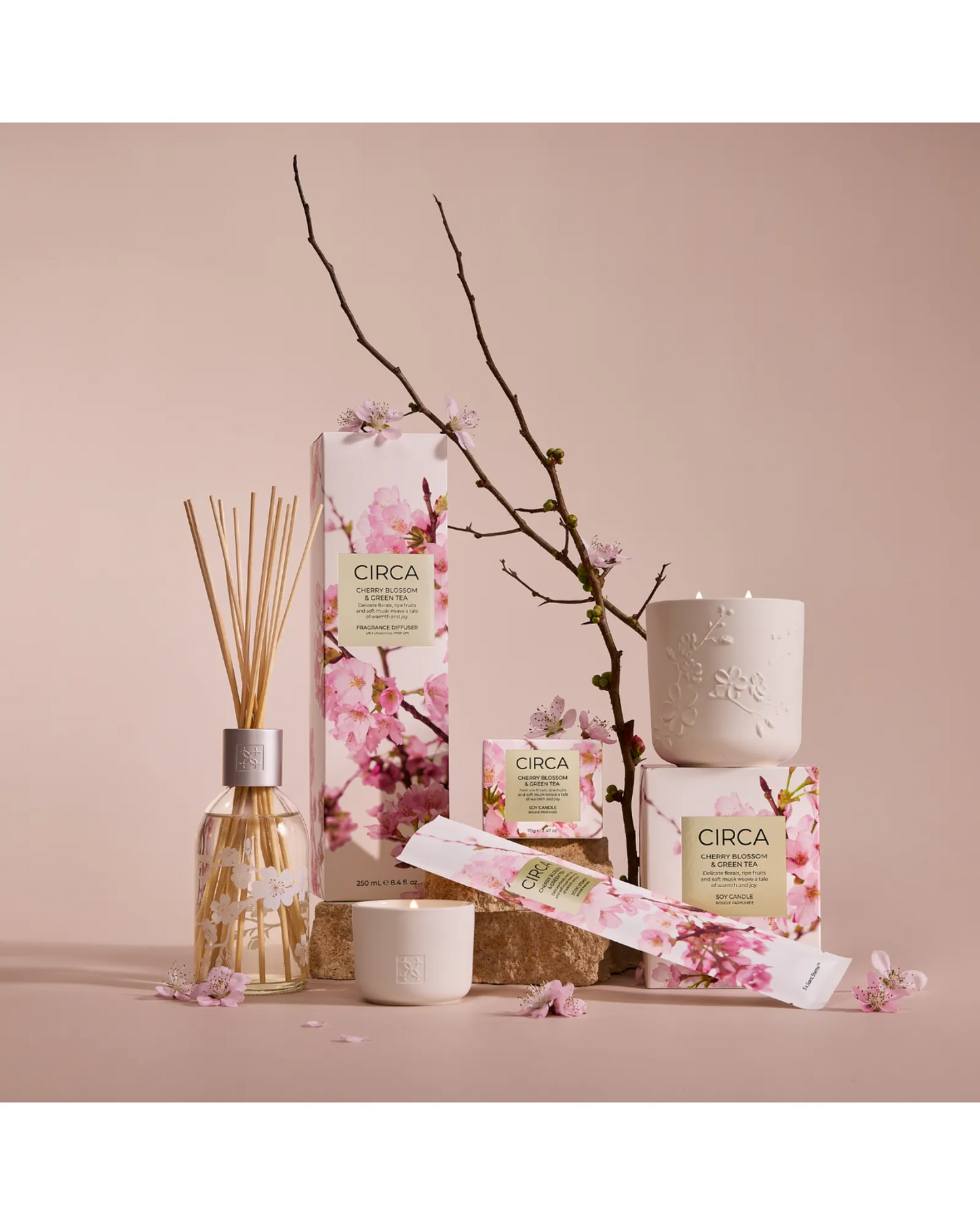 Circa Cherry Blossom & Green Tea Soy Candle 70g
