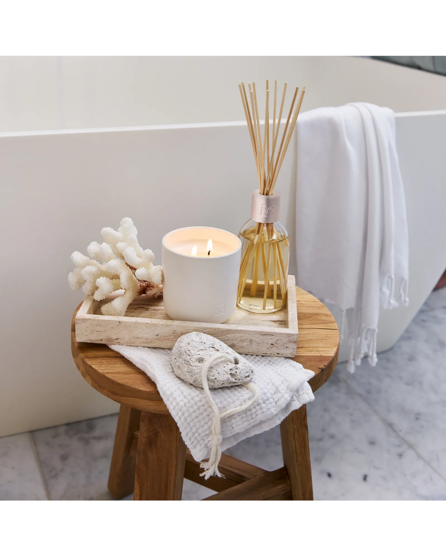 Circa Diffuser Cotton Flower & Freesia 250ml