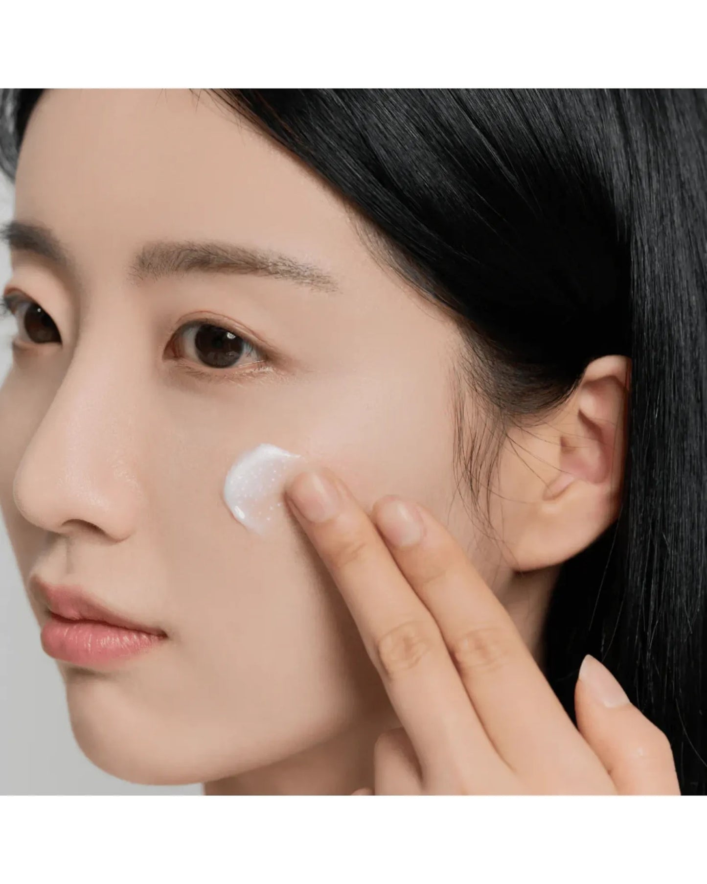 Skin1004 Madagascar Centella Tone Brightening Capsule Cream 75ml