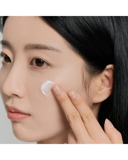 Skin1004 Madagascar Centella Tone Brightening Capsule Cream 75ml